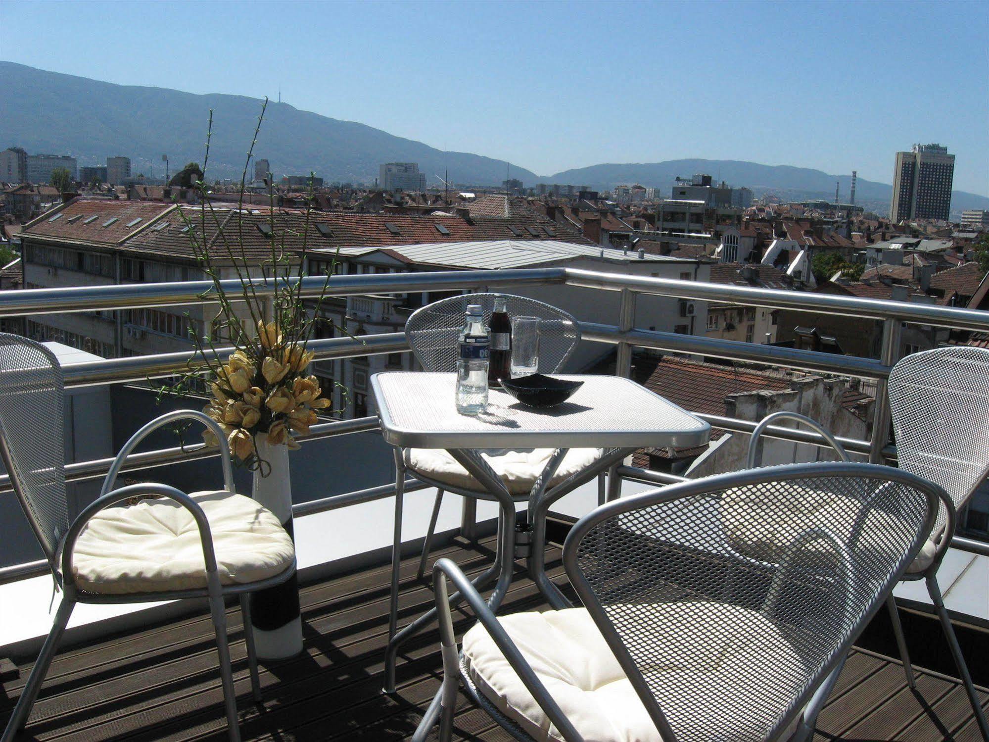 Les Fleurs Boutique Hotel Sofia Bagian luar foto